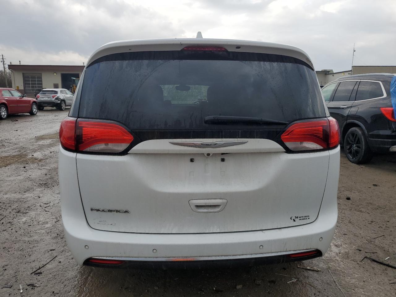 2017 CHRYSLER PACIFICA T - Image 6