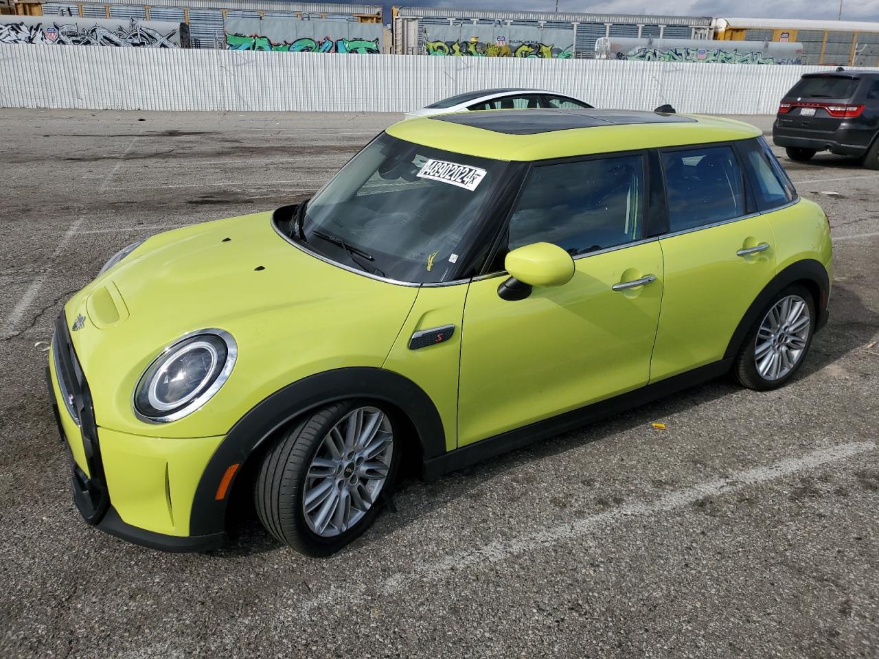 2024 MINI COOPER S car image