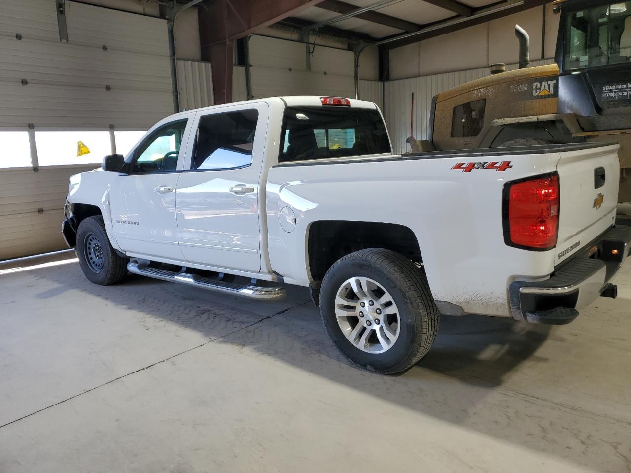 2018 CHEVROLET SILVERADO - Фото 2