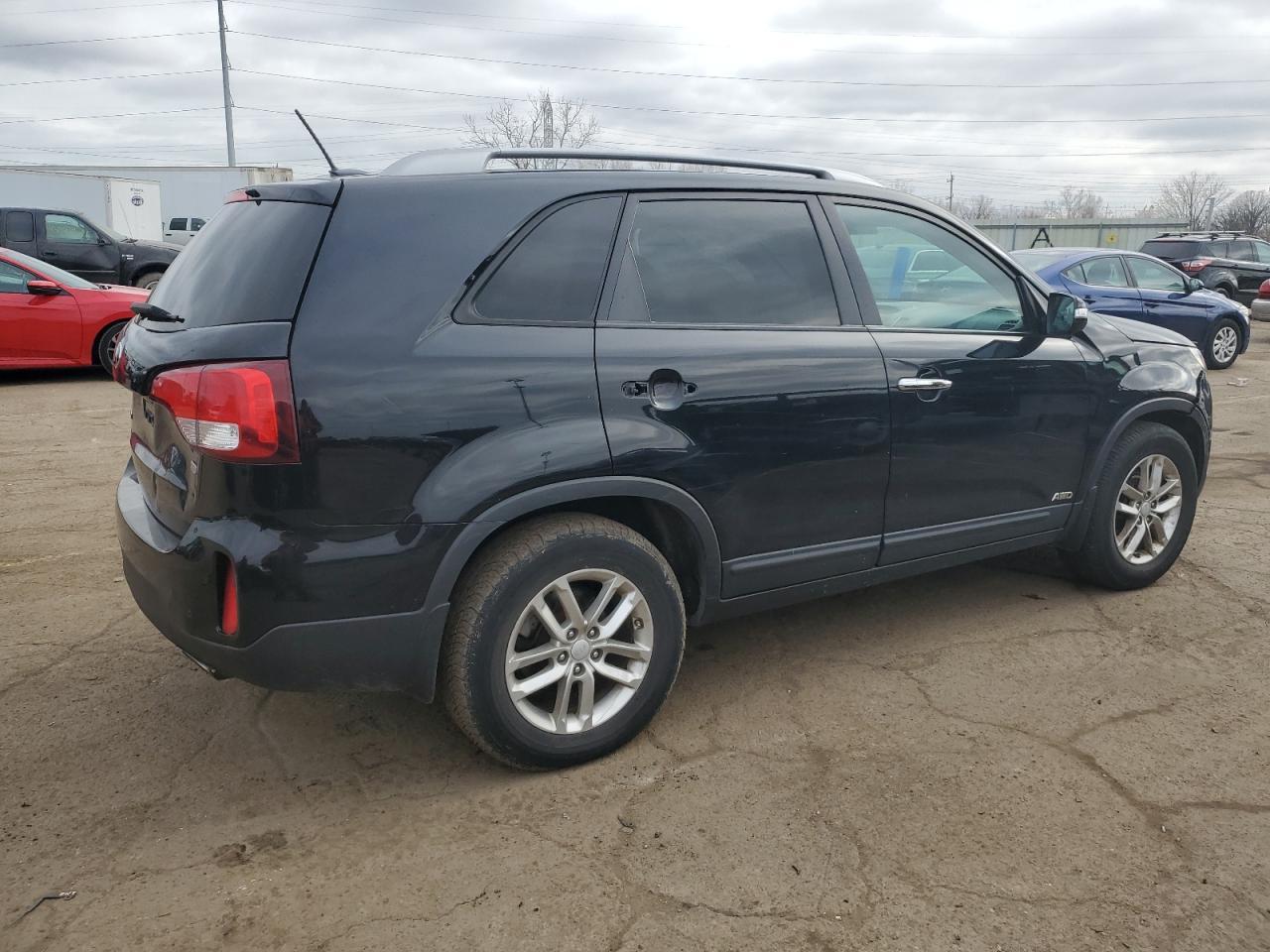 2015 KIA SORENTO LX - Image 3