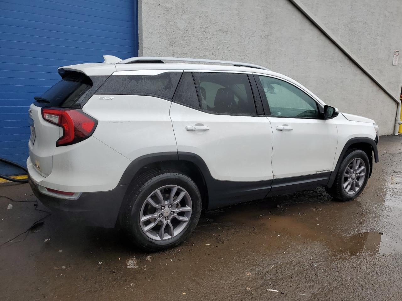 2023 GMC TERRAIN SL - Фото 3