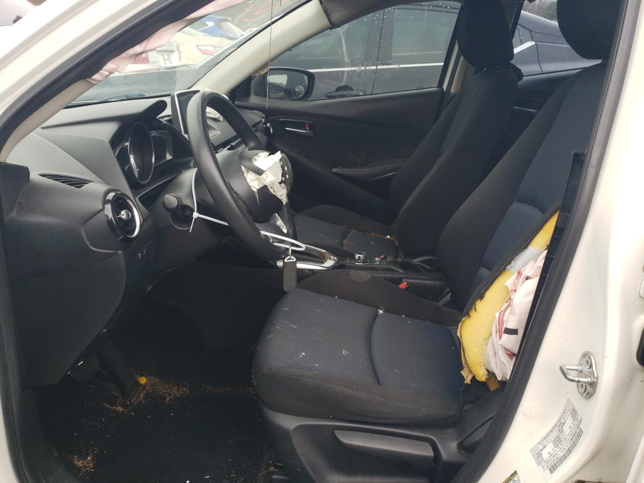 2017 TOYOTA YARIS IA - Фото 7