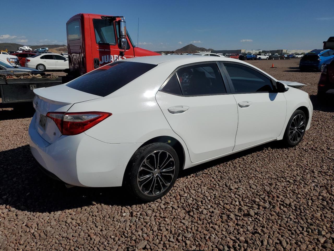2015 TOYOTA COROLLA L - Фото 3