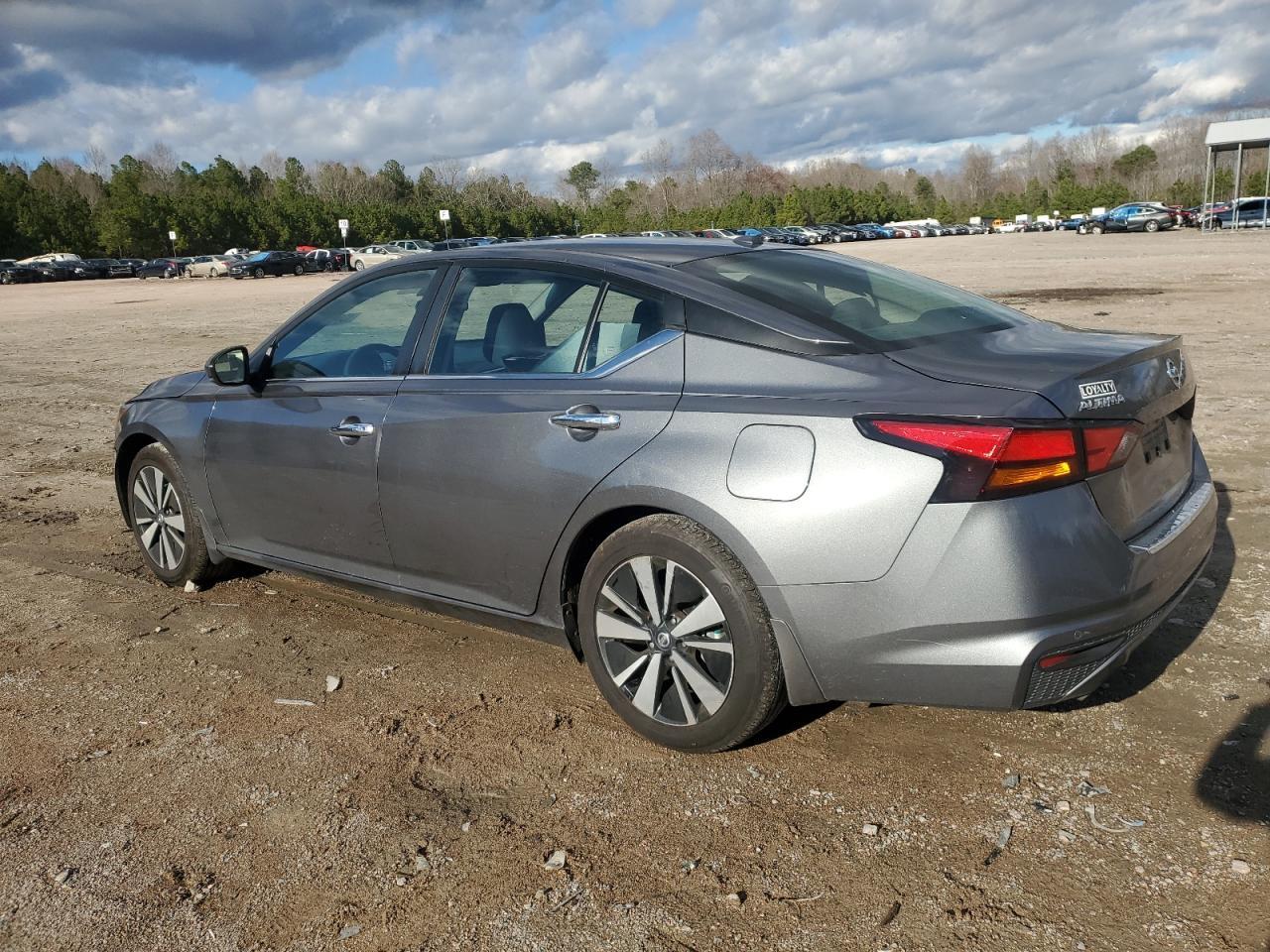 2022 NISSAN ALTIMA SV - Фото 2
