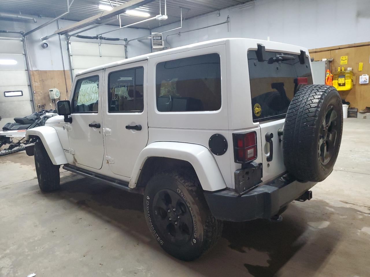 2015 JEEP WRANGLER U - Фото 2