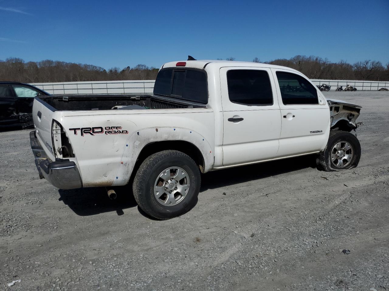 2014 TOYOTA TACOMA DOU - Image 3