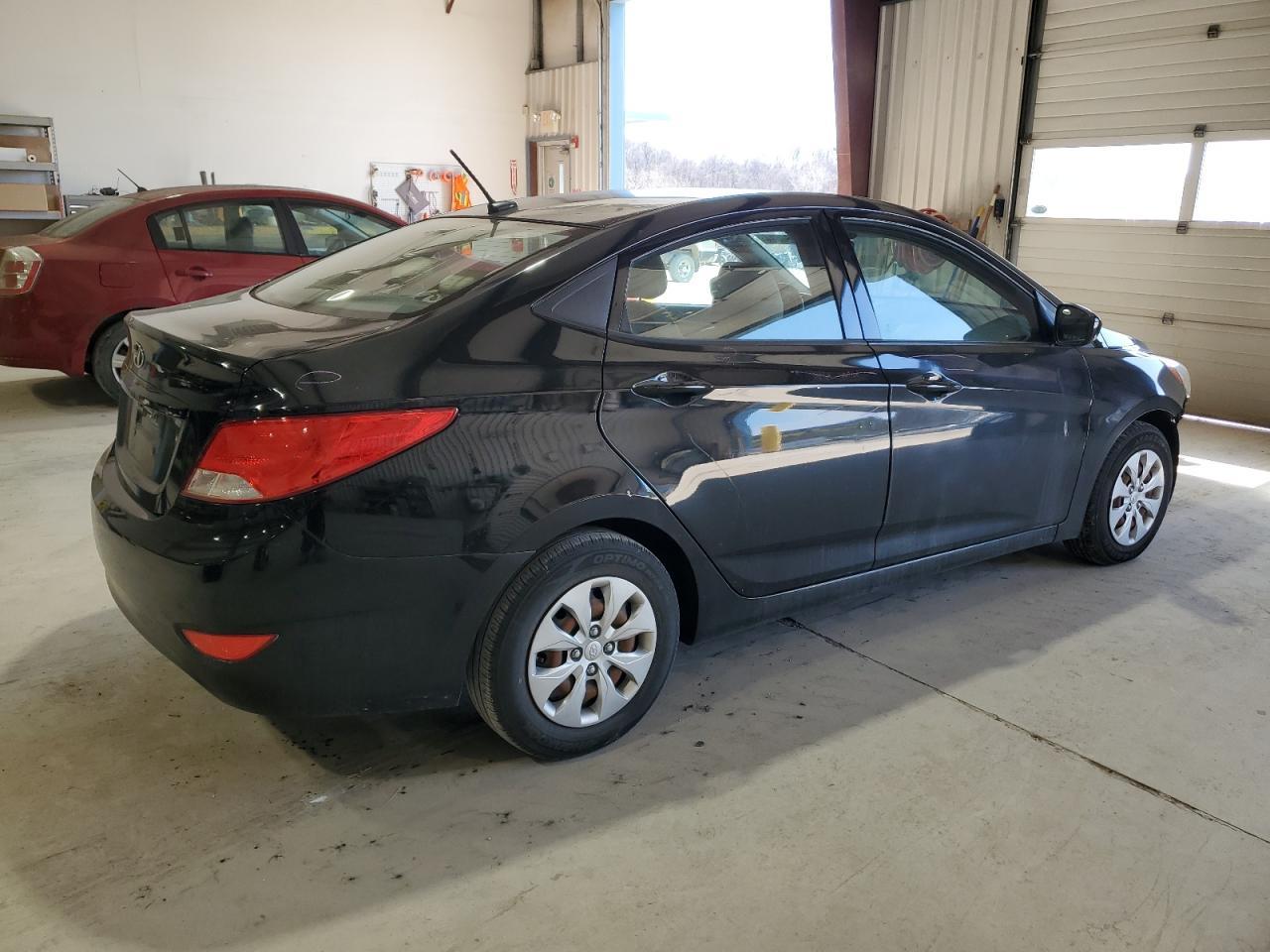 2016 HYUNDAI ACCENT SE - Фото 3