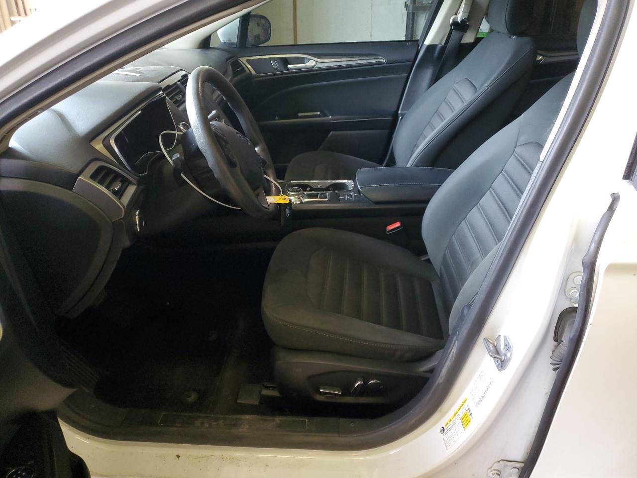 2017 FORD FUSION SE - Image 7