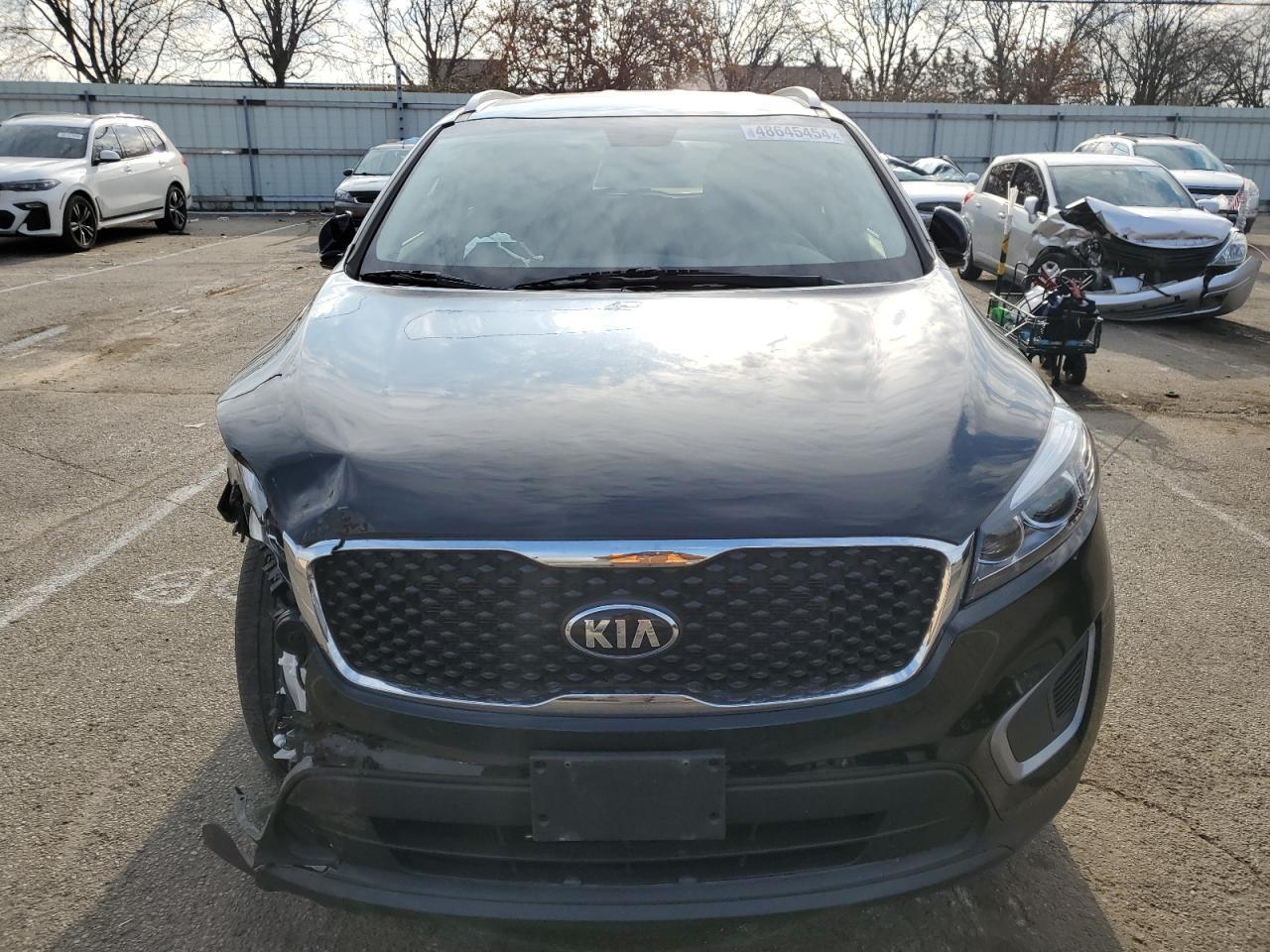 2016 KIA SORENTO LX - Image 5