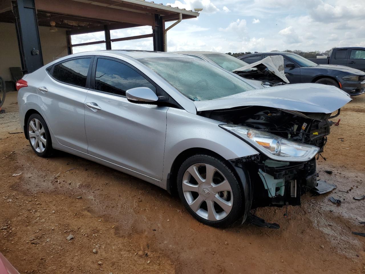 2013 HYUNDAI ELANTRA GL - Image 4