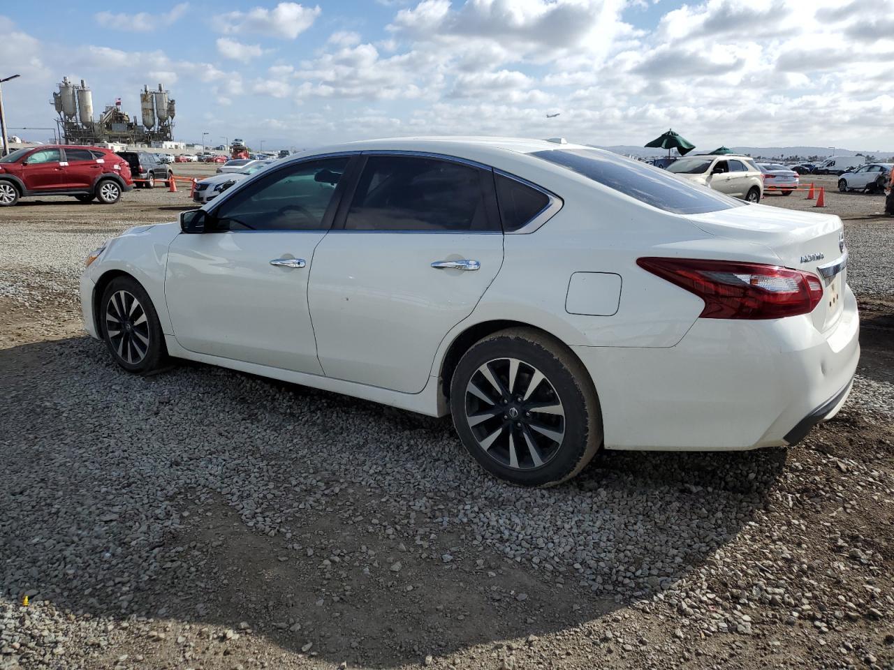2018 NISSAN ALTIMA 2.5 - Фото 2