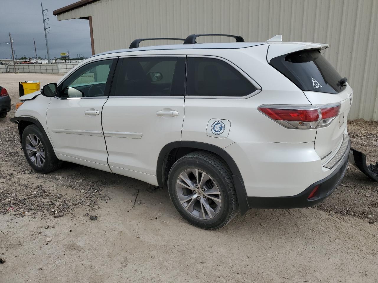 2014 TOYOTA HIGHLANDER - Image 2