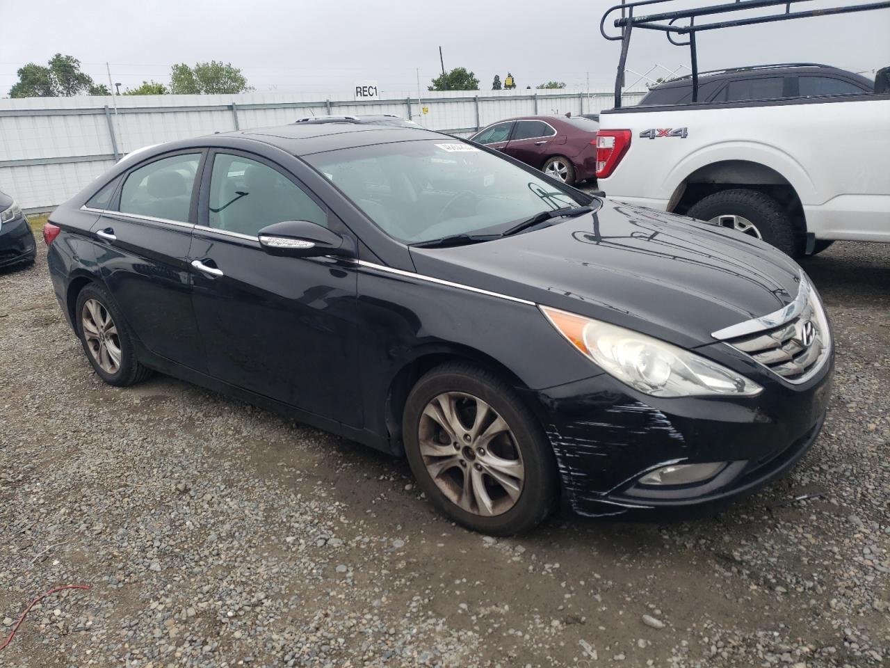 2011 HYUNDAI SONATA SE - Image 4