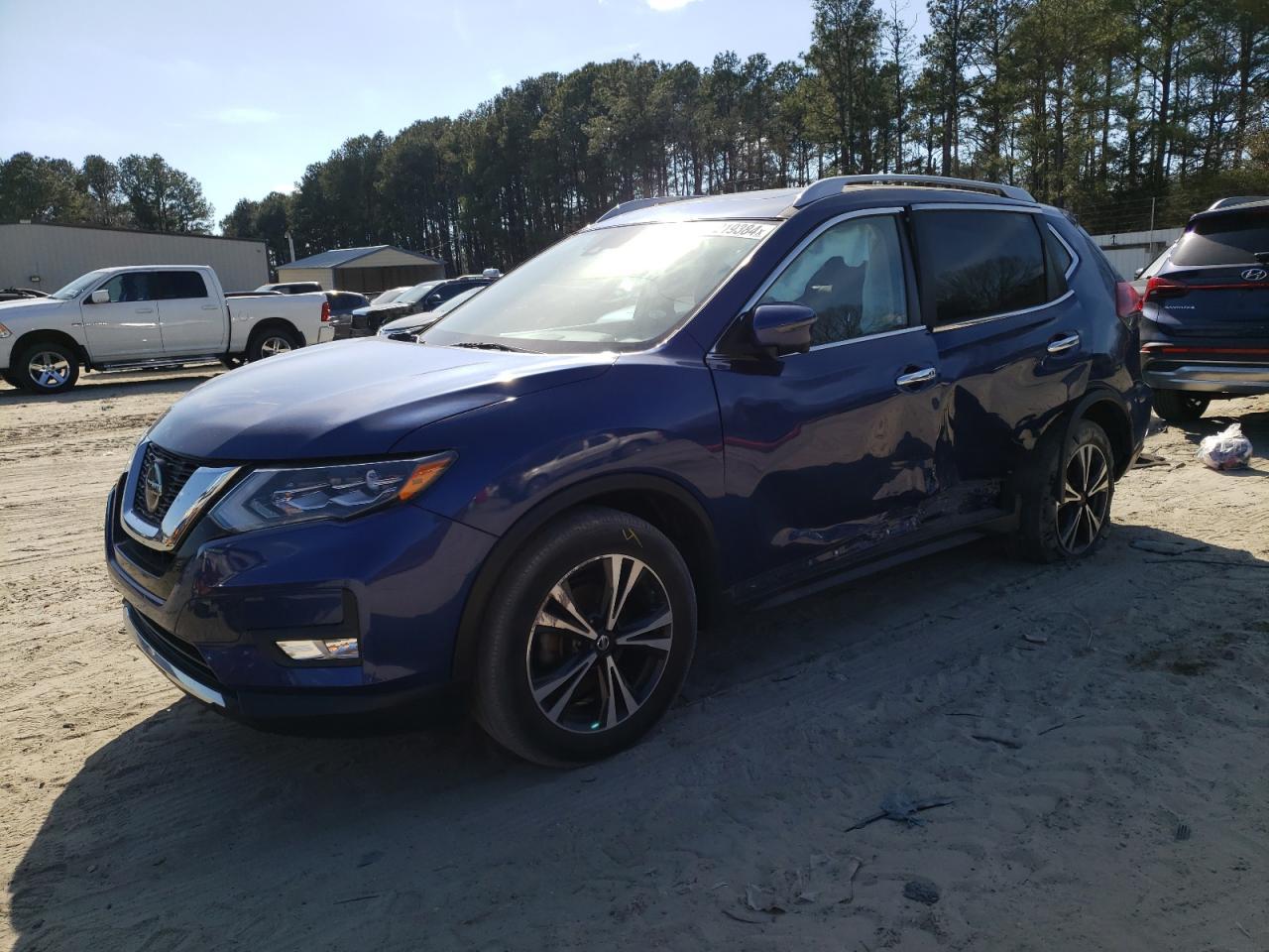 2018 NISSAN ROGUE S