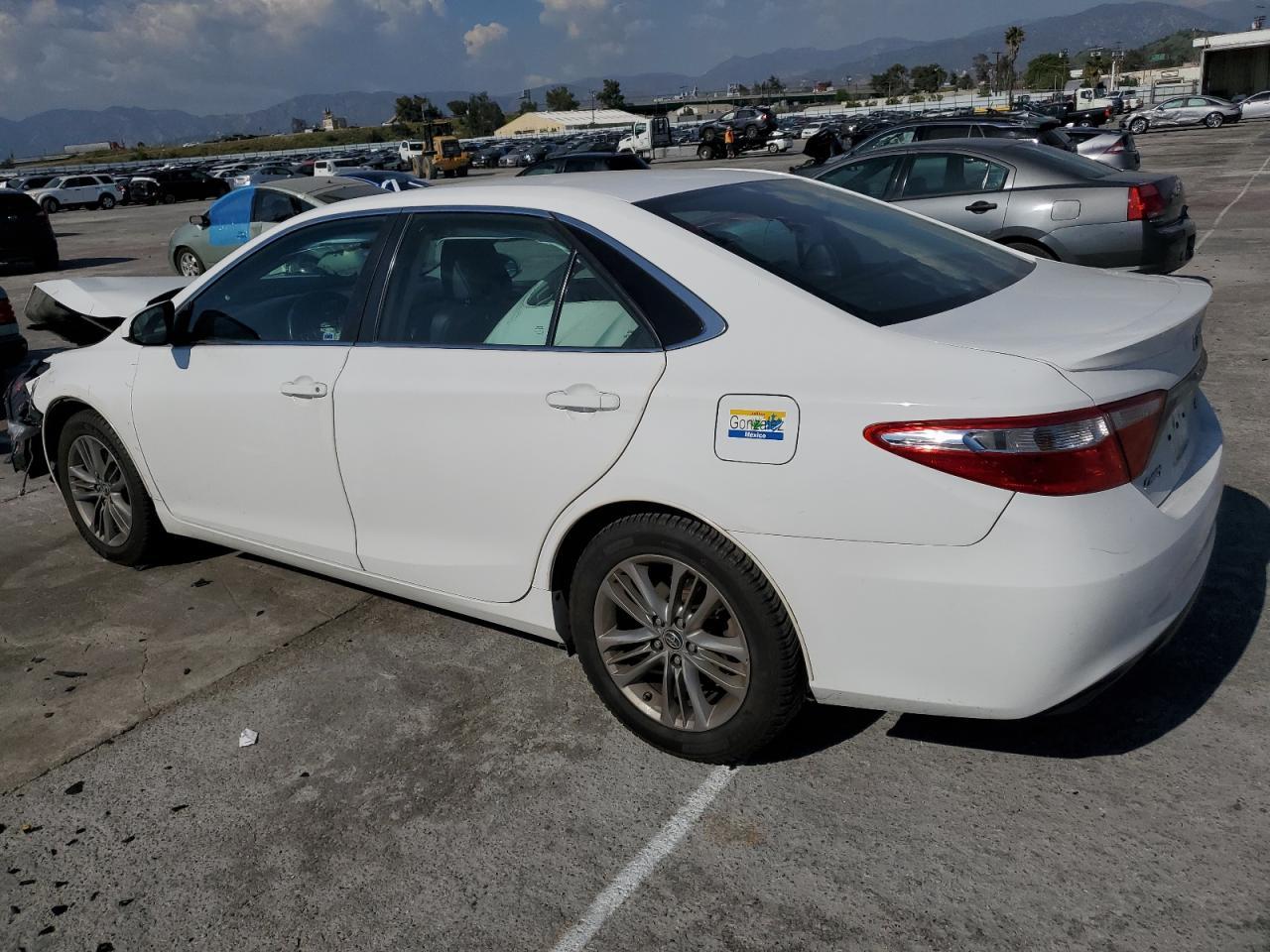 2016 TOYOTA CAMRY LE - Фото 2