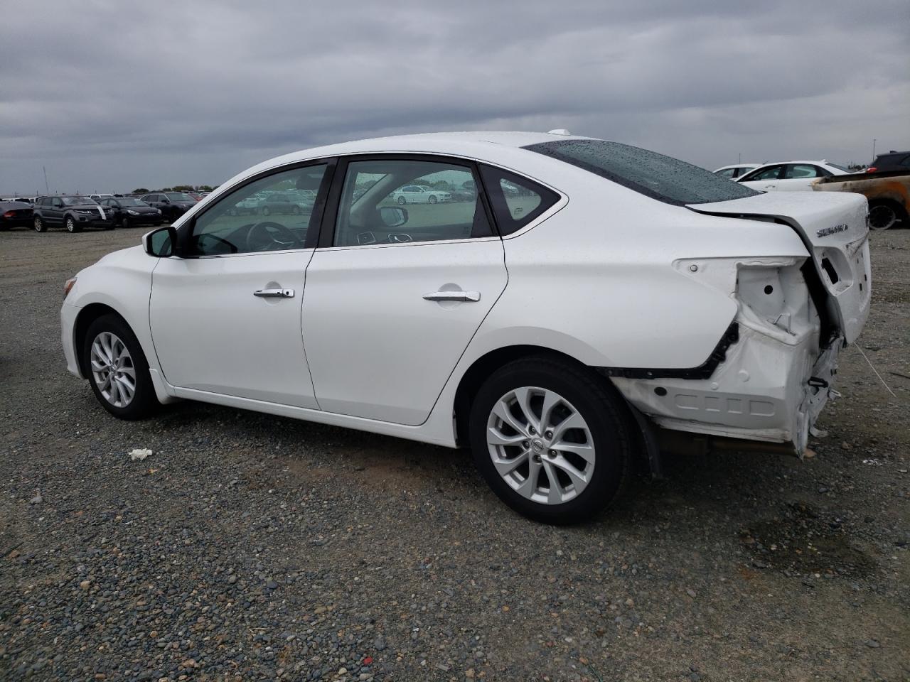 2018 NISSAN SENTRA S - Фото 2
