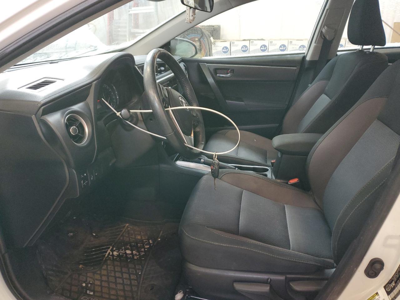 2018 TOYOTA COROLLA L - Фото 7