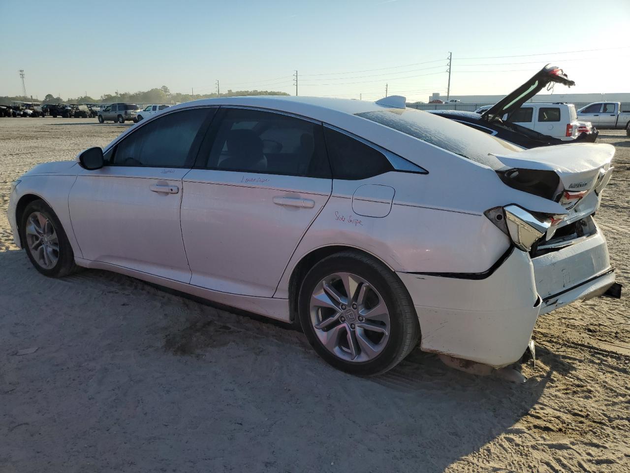 2018 HONDA ACCORD LX - Image 2