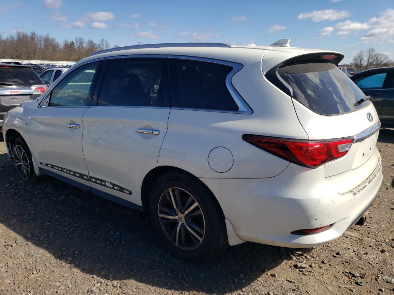 2017 INFINITI QX60 - Фото 2