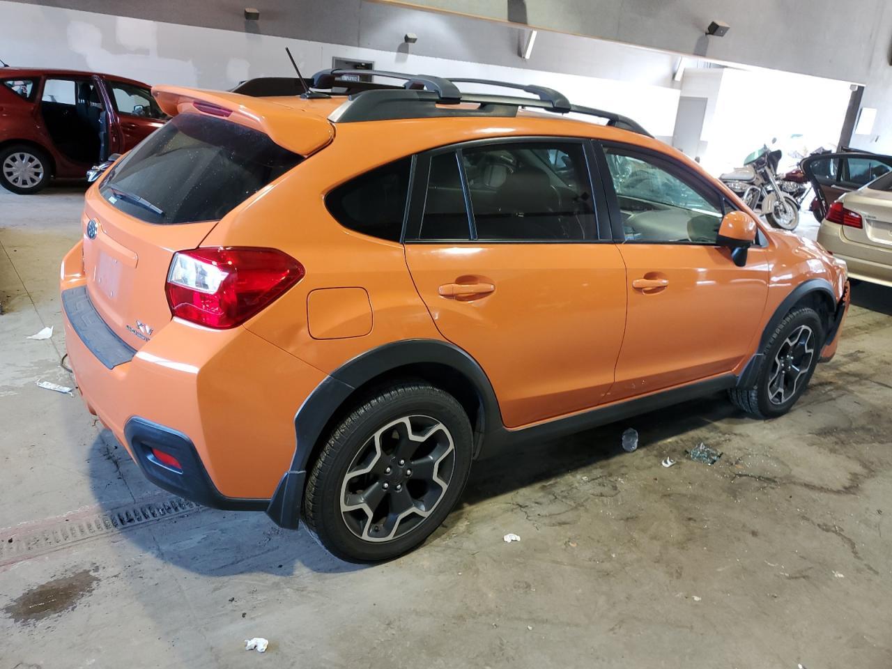 2014 SUBARU XV CROSSTR - Image 3