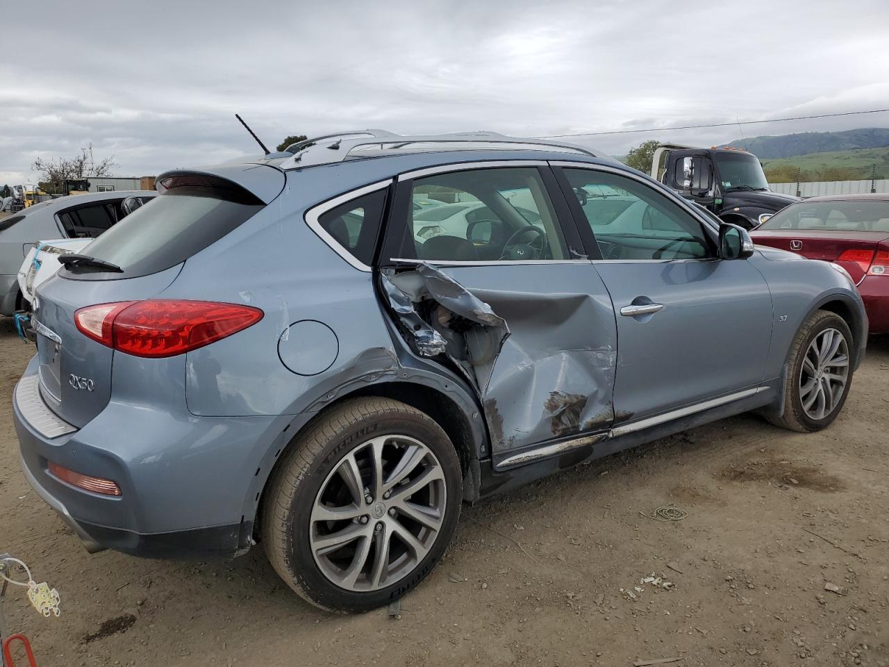 2016 INFINITI QX50 - Фото 3