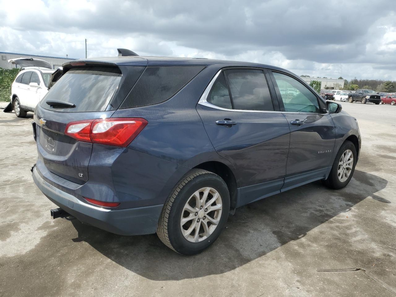 2019 CHEVROLET EQUINOX LT - Image 3