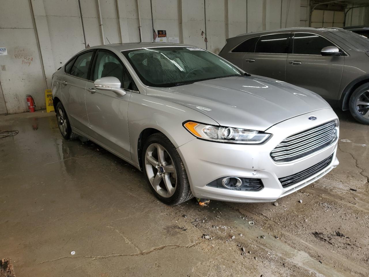 2013 FORD FUSION SE - Фото 4