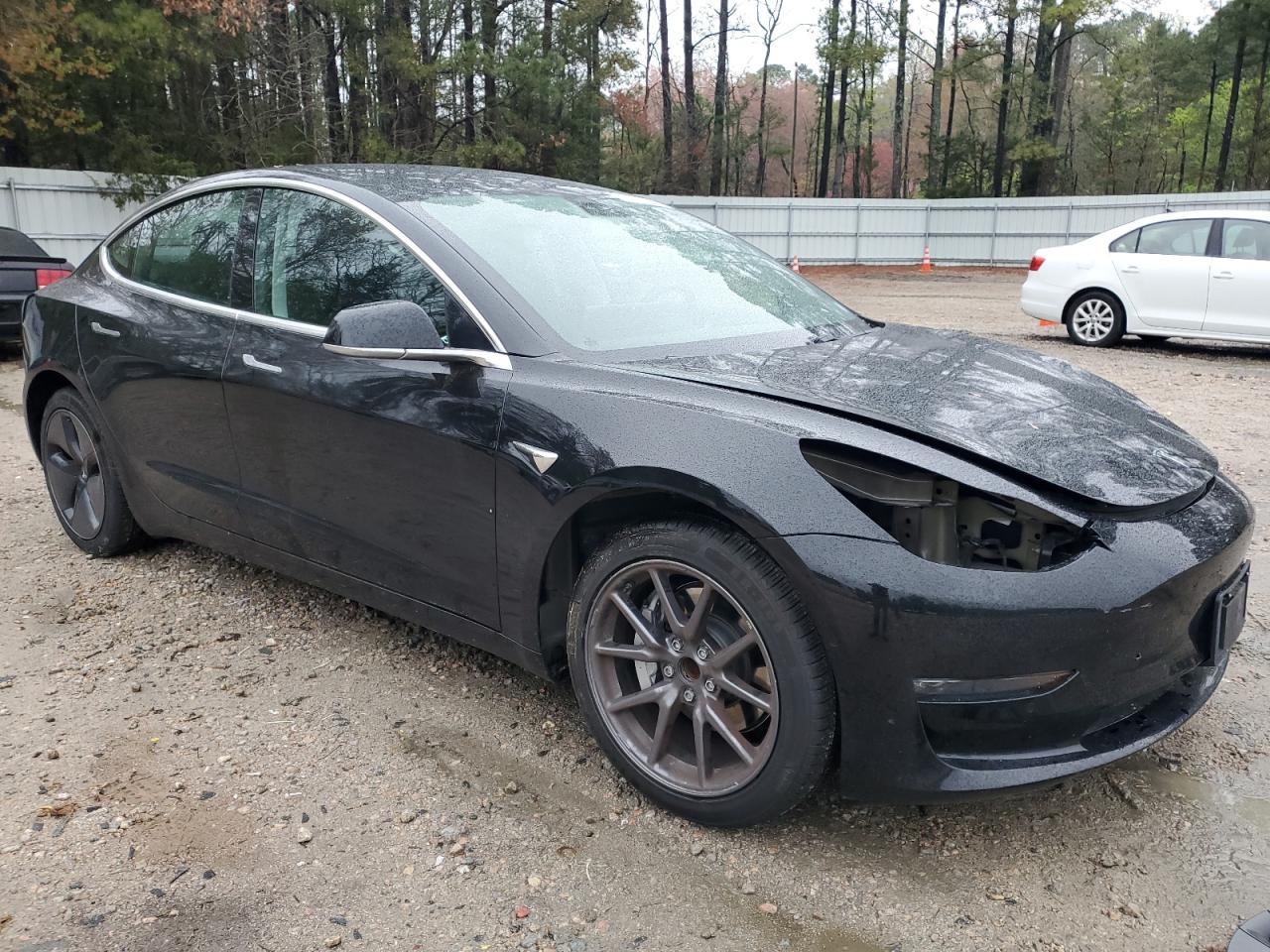 2019 TESLA MODEL 3 - Image 4