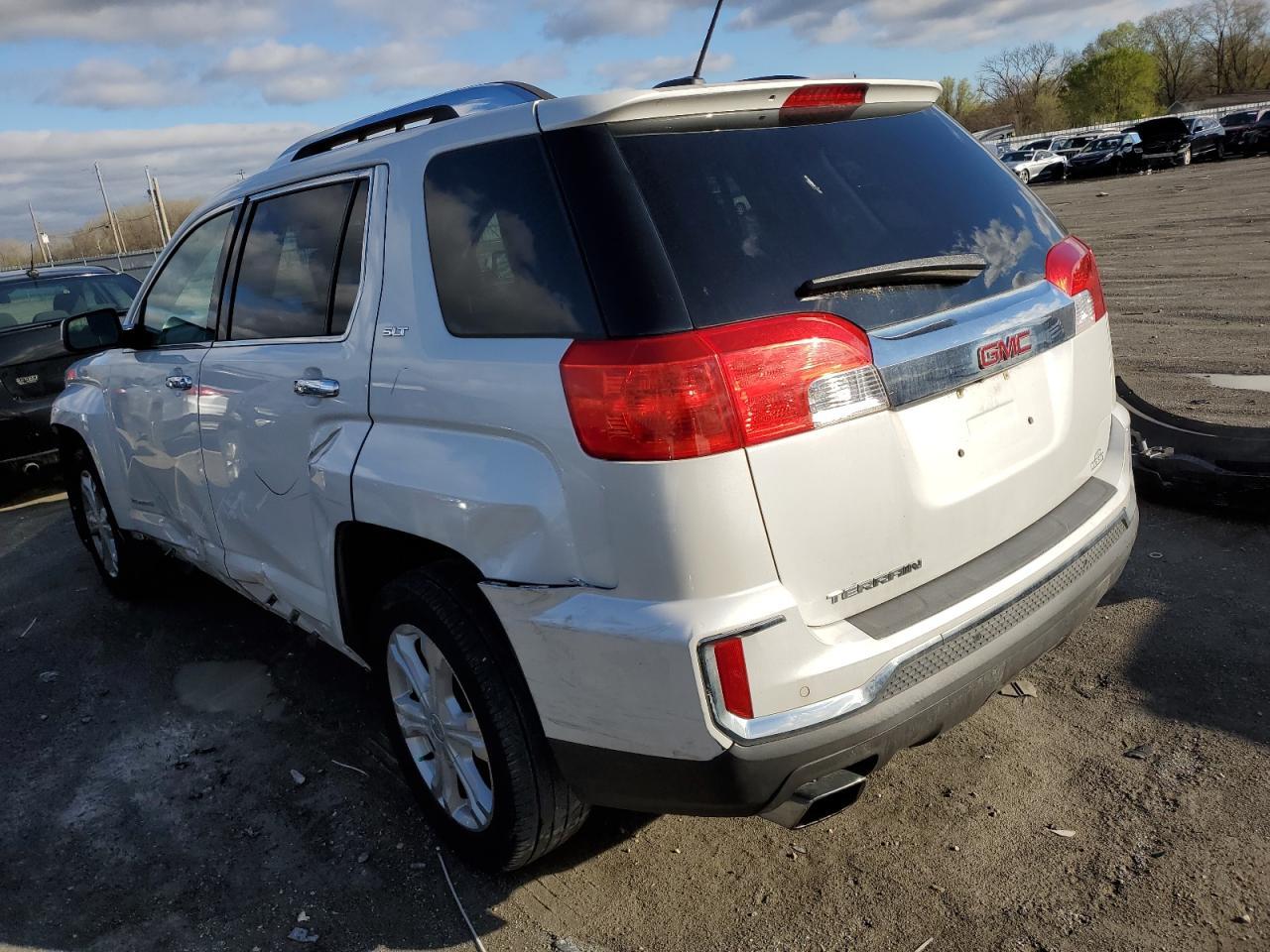 2016 GMC TERRAIN SL - Image 2