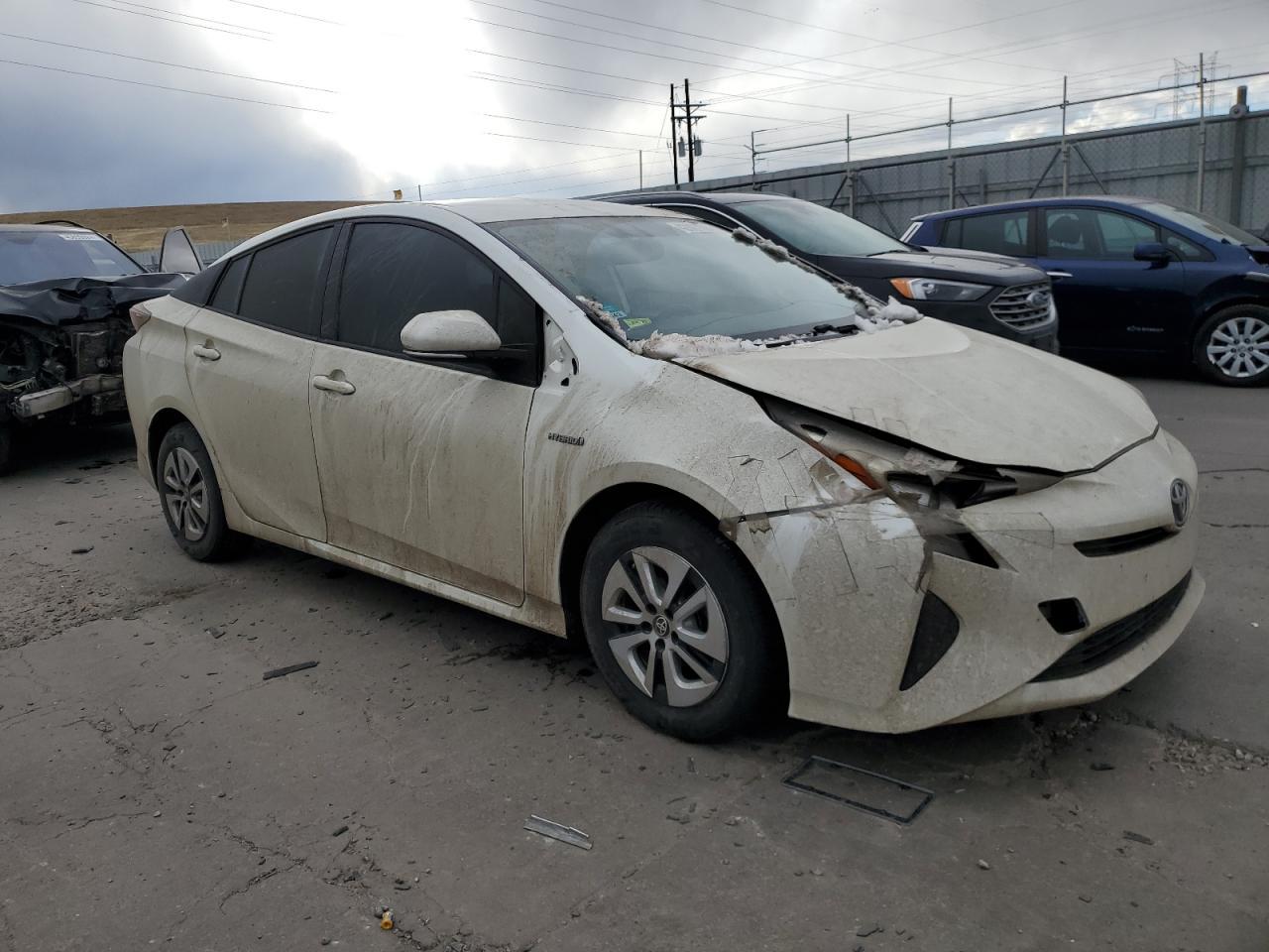 2016 TOYOTA PRIUS - Image 4