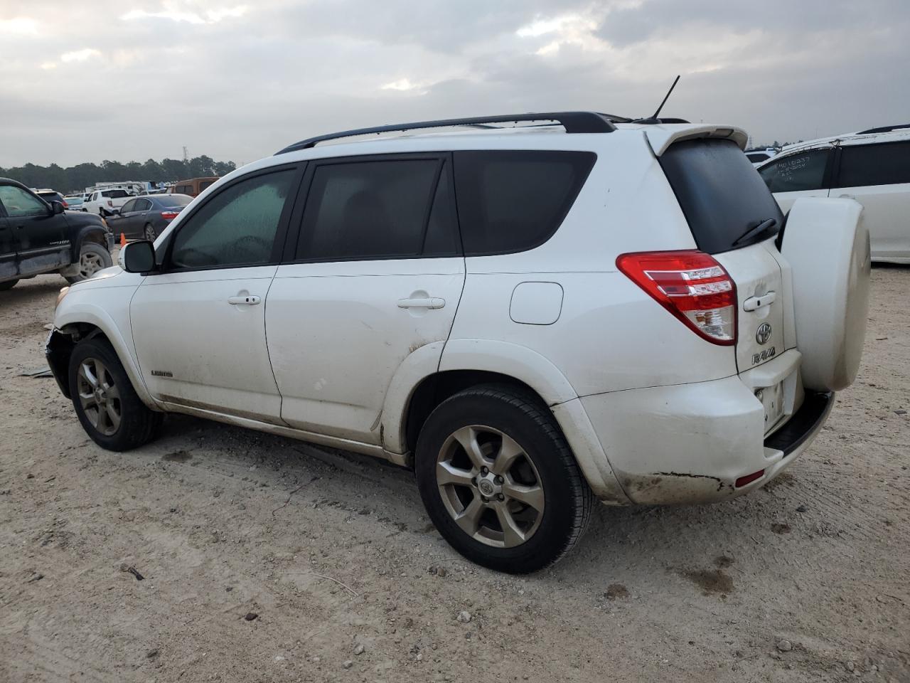 2011 TOYOTA RAV4 LIMIT - Фото 2