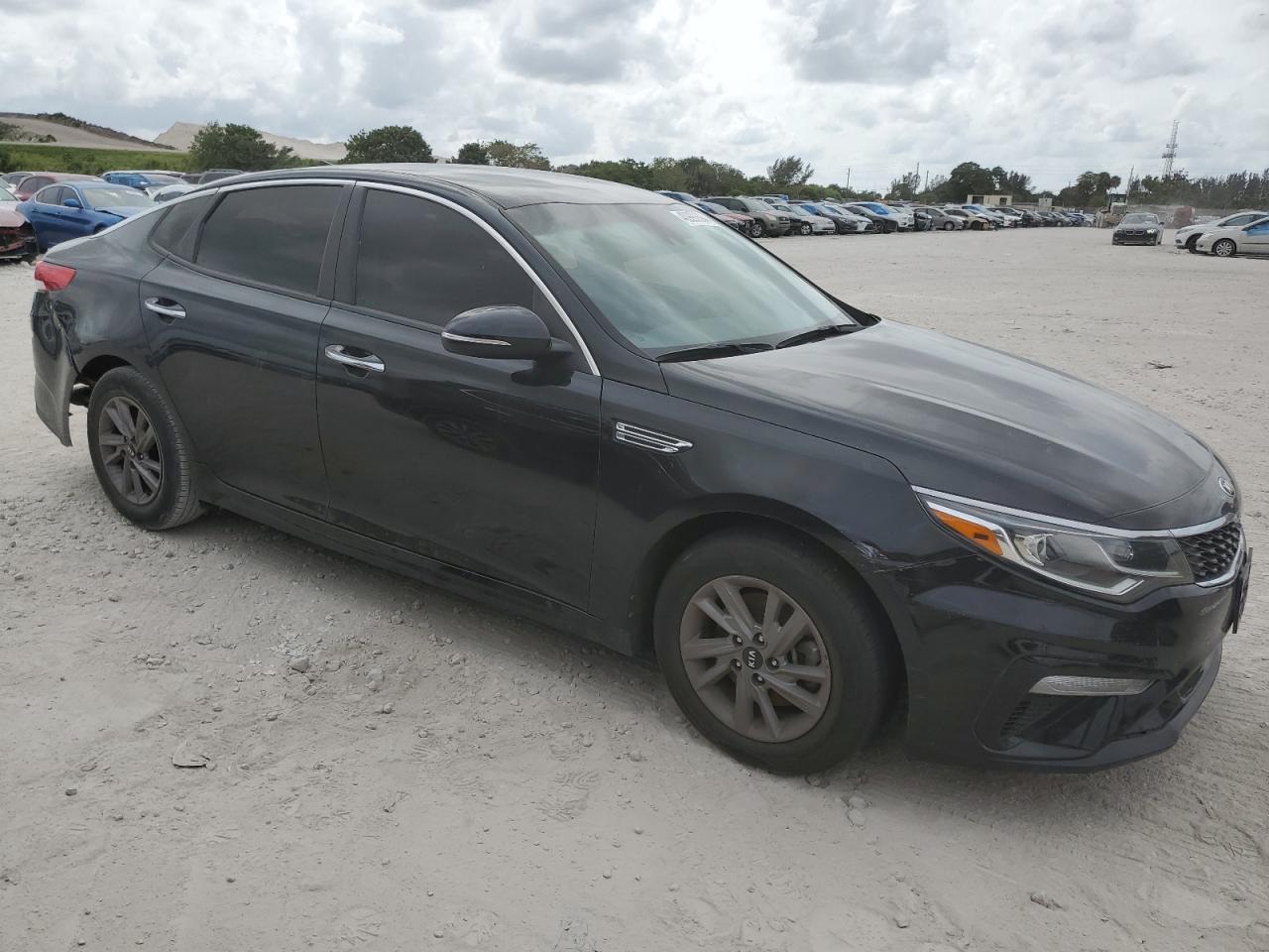 2020 KIA OPTIMA LX - Image 4