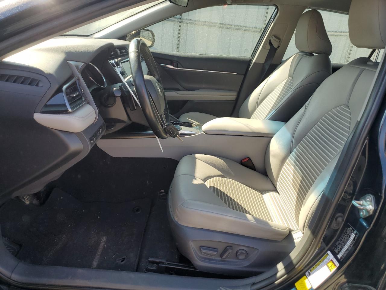 2019 TOYOTA CAMRY L - Image 7