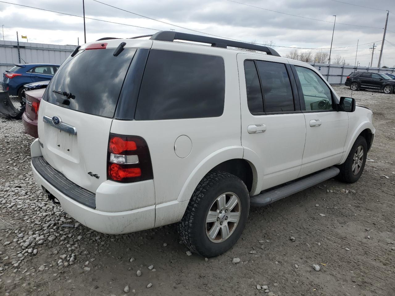 2010 FORD EXPLORER X - Image 3
