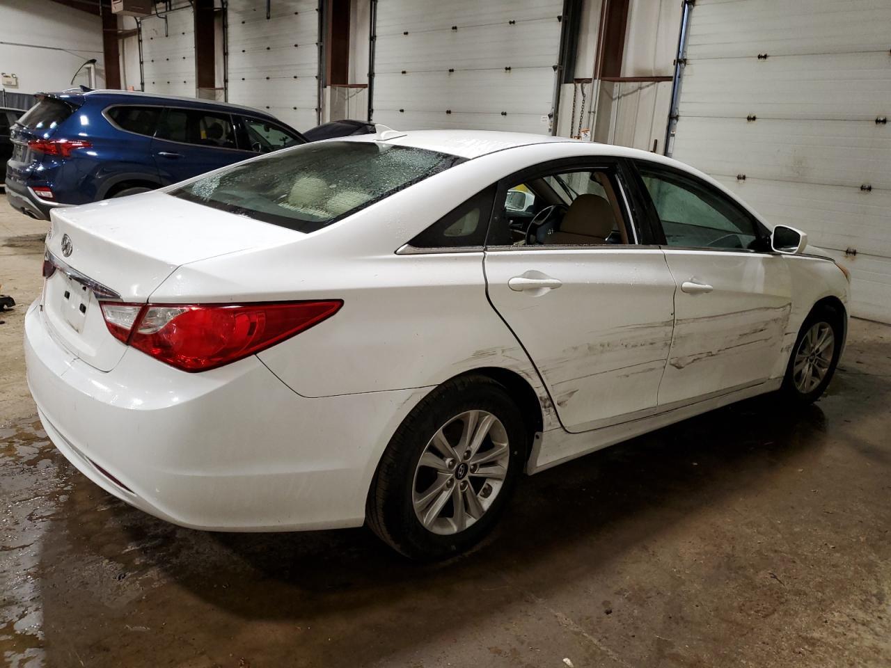 2013 HYUNDAI SONATA GLS - Image 3