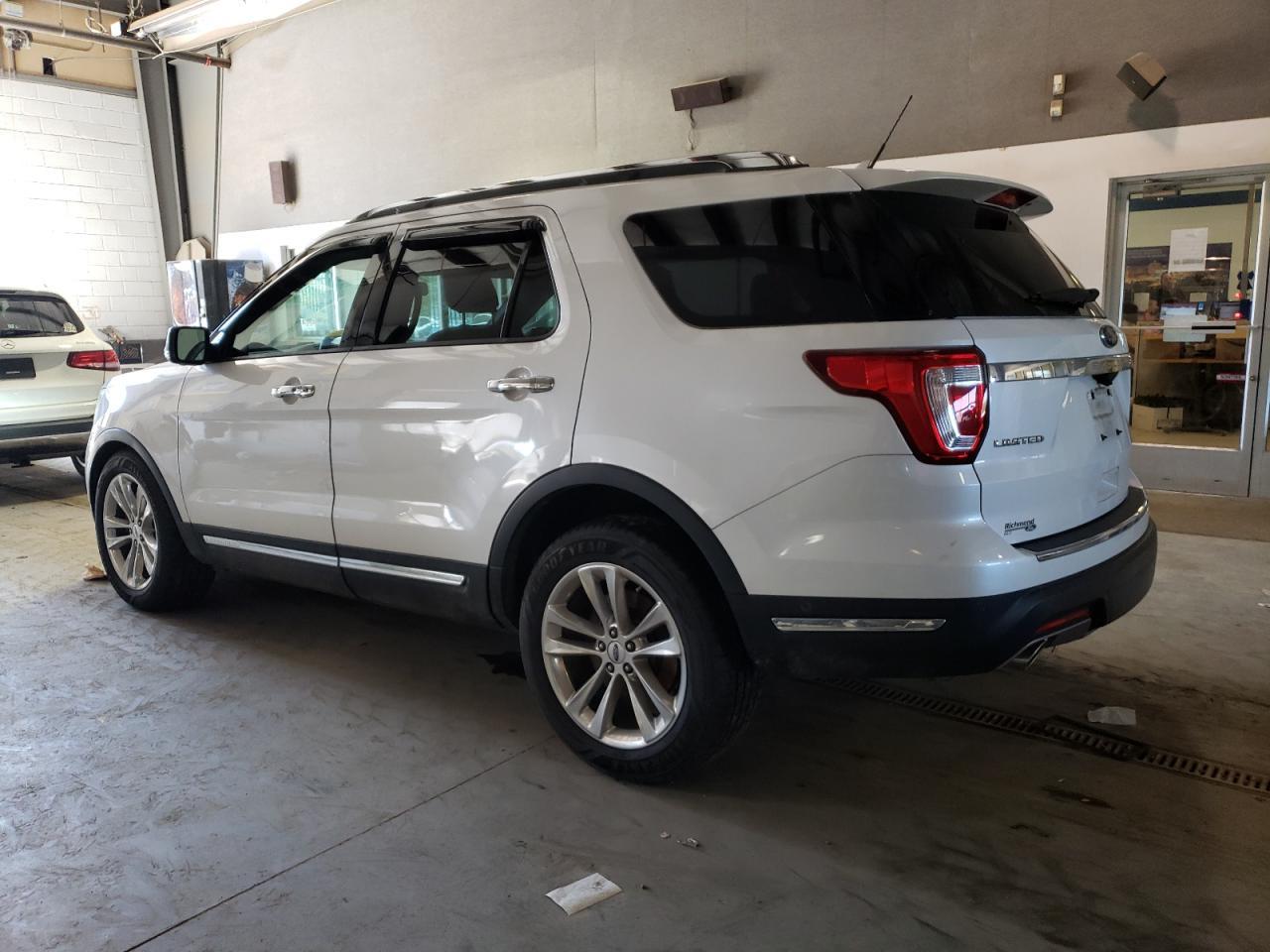 2018 FORD EXPLORER L - Фото 2