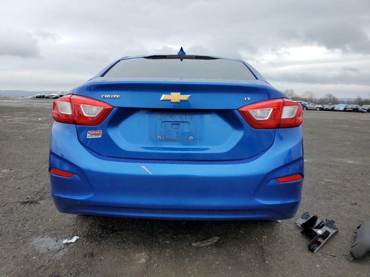 2017 CHEVROLET CRUZE LT - Фото 6