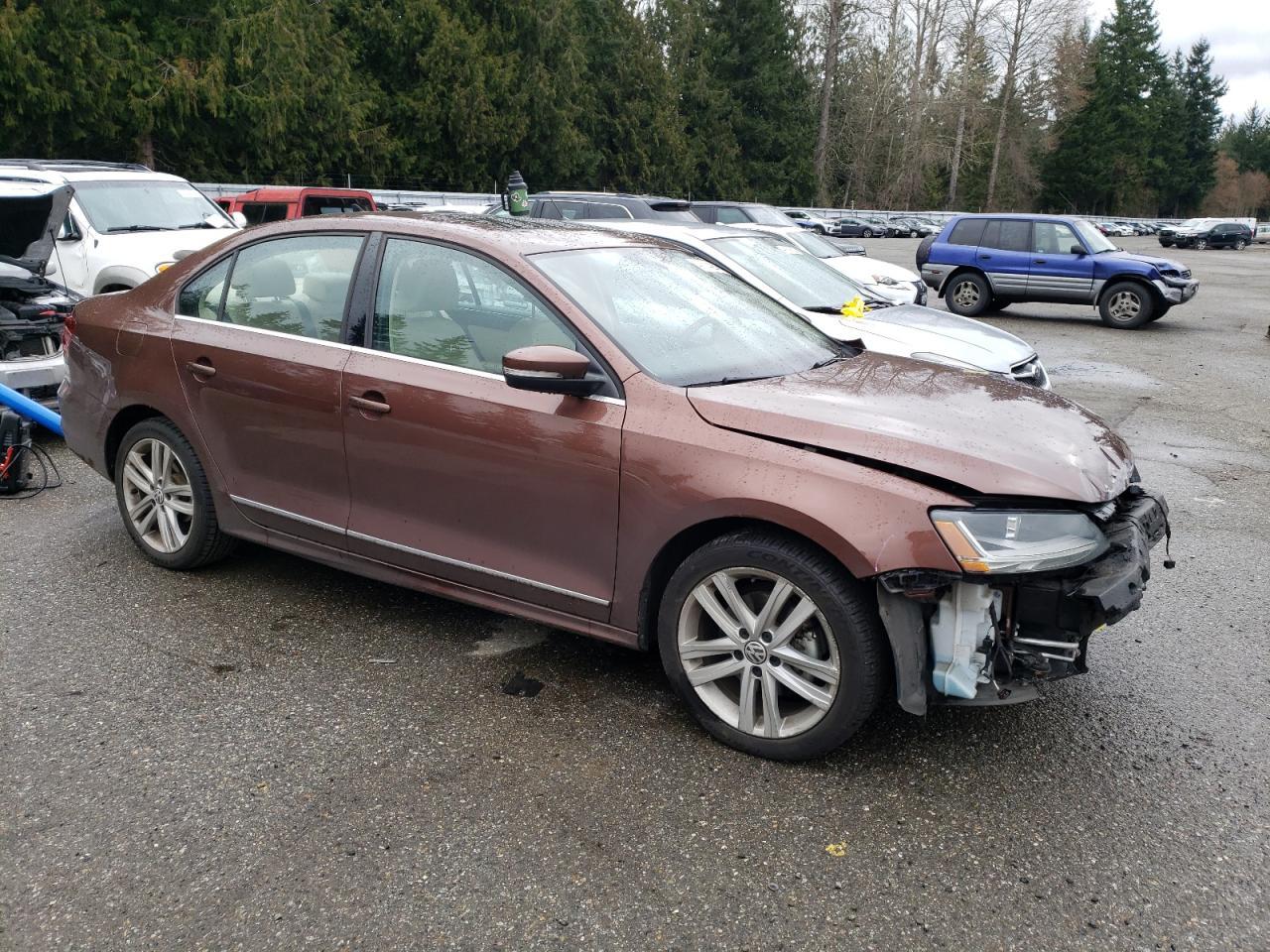 2017 VOLKSWAGEN JETTA SEL - Фото 4