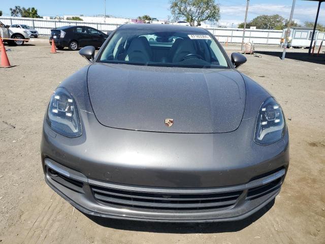 2018 Porsche Panamera 4 - Image 5