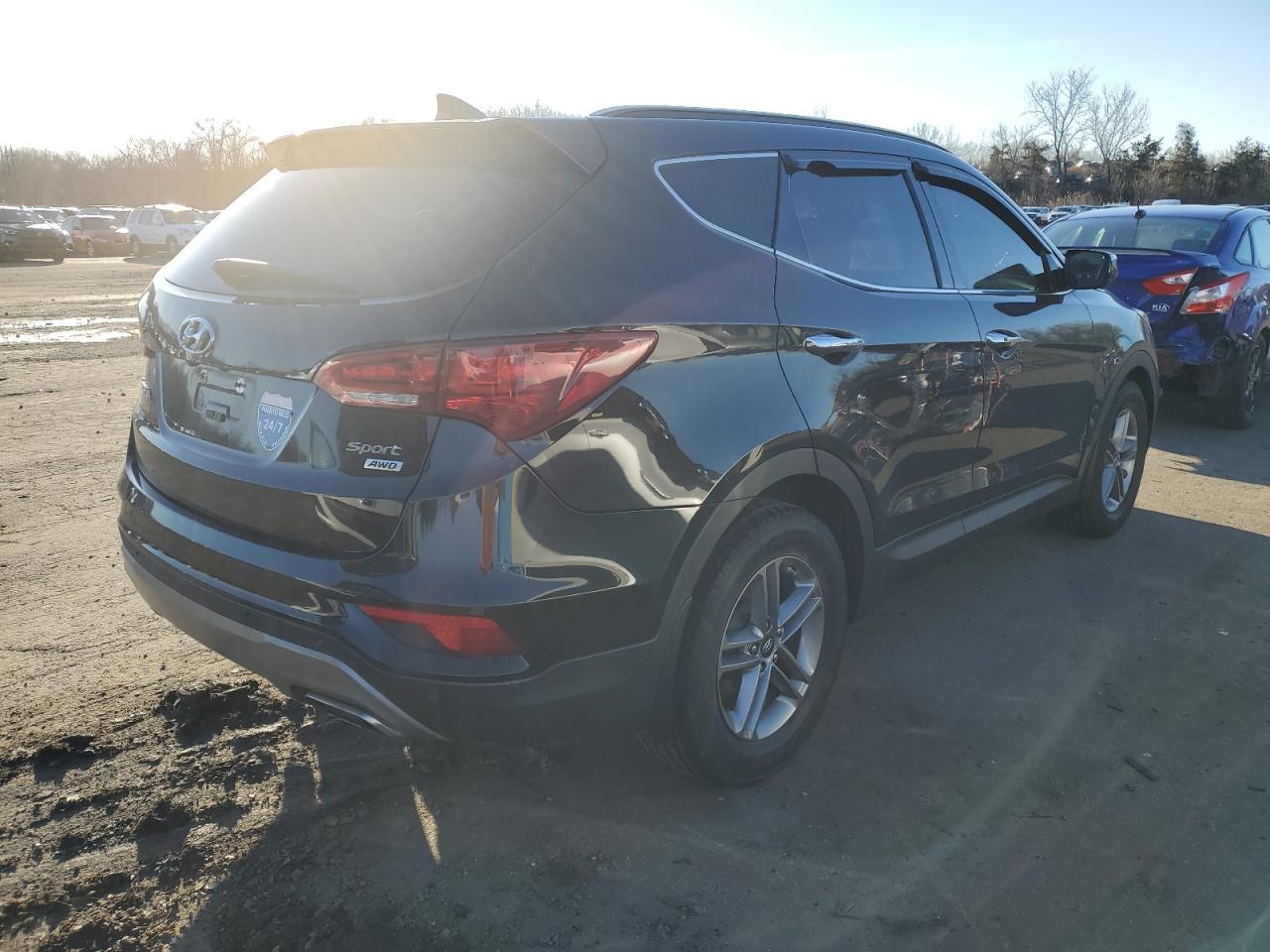 2017 HYUNDAI SANTA FE S - Фото 3