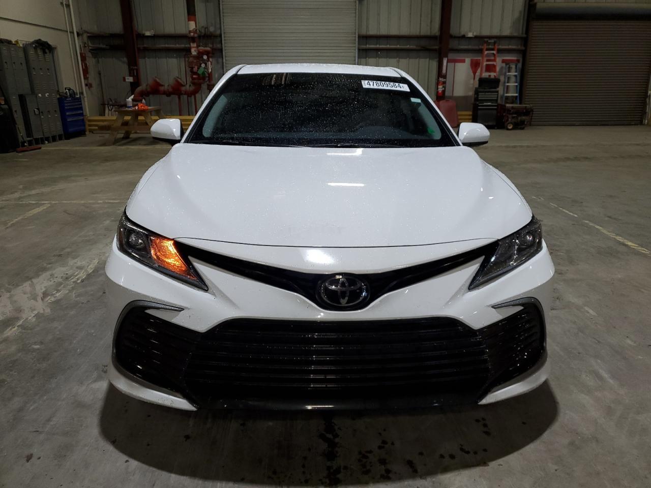 2023 TOYOTA CAMRY LE - Image 5