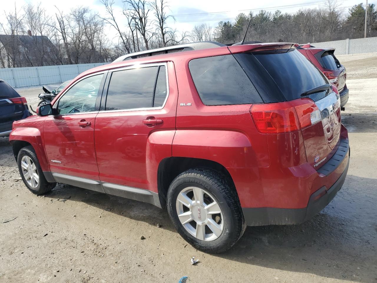 2013 GMC TERRAIN SL - Image 2