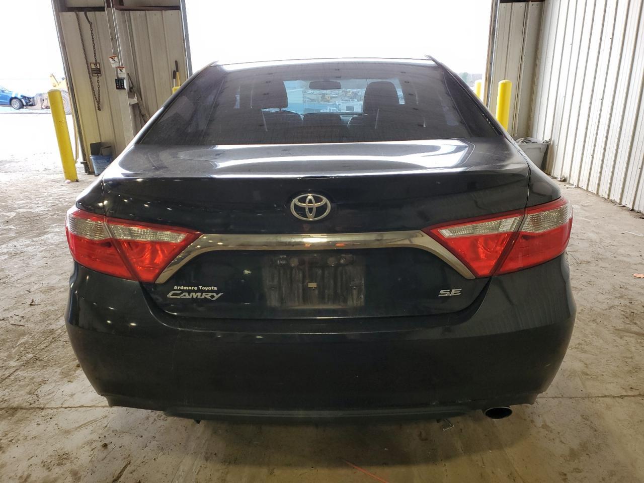 2015 TOYOTA CAMRY LE - Image 6