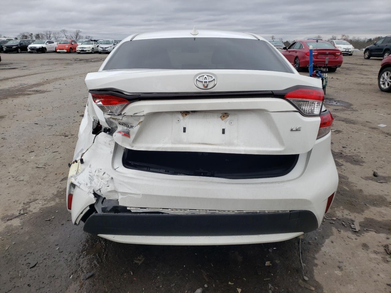 2020 TOYOTA COROLLA LE - Фото 6