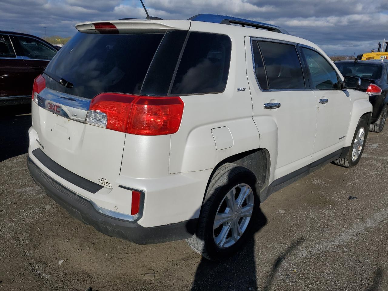 2016 GMC TERRAIN SL - Image 3