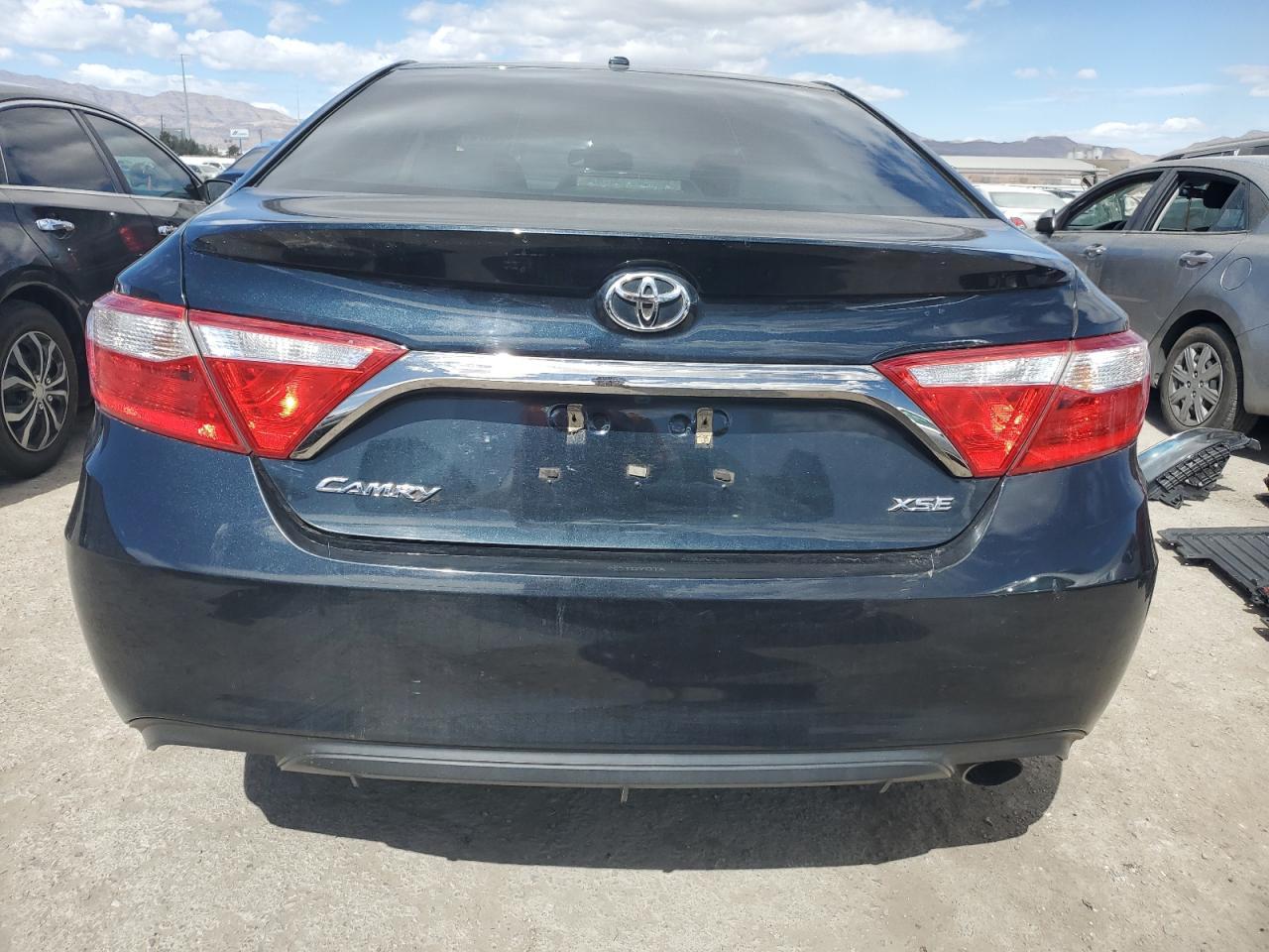 2015 TOYOTA CAMRY LE - Фото 6