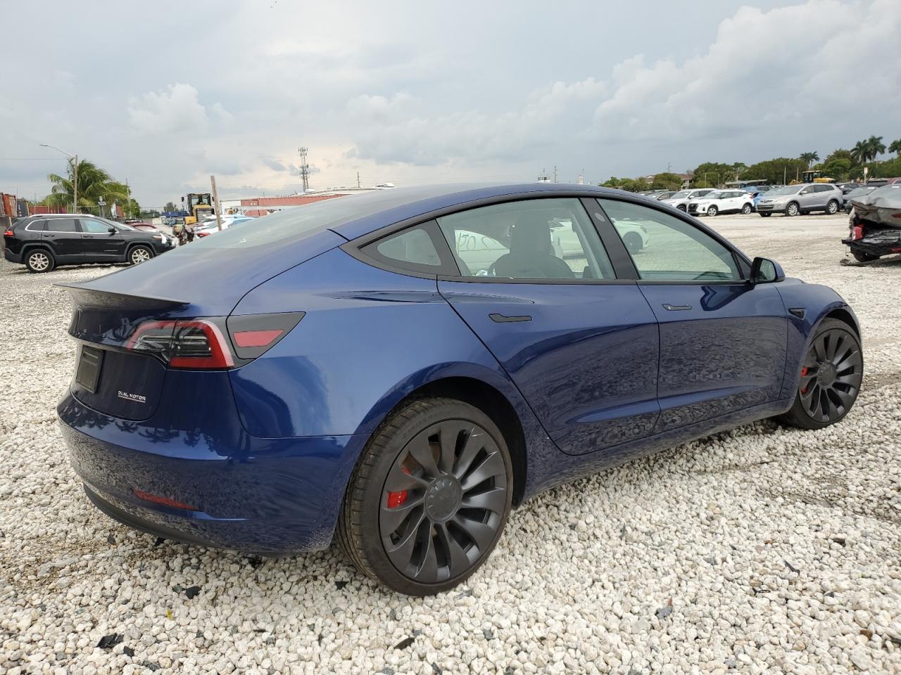 2023 TESLA MODEL 3 - Image 3