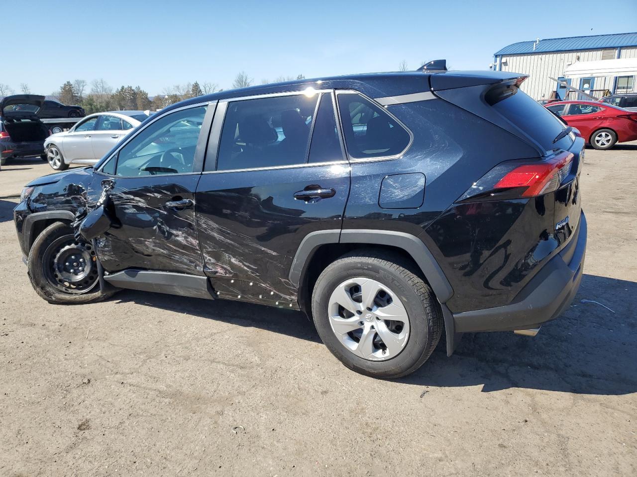 2023 TOYOTA RAV4 LE - Фото 2