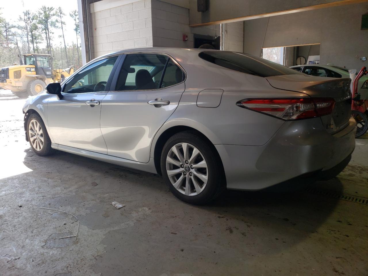 2018 TOYOTA CAMRY L - Image 2