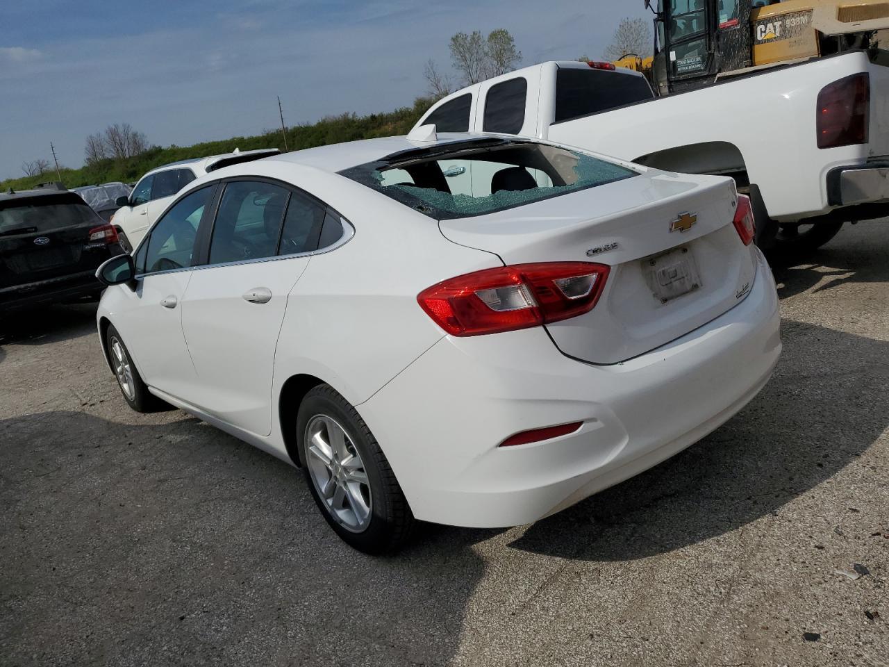 2017 CHEVROLET CRUZE LT - Image 2
